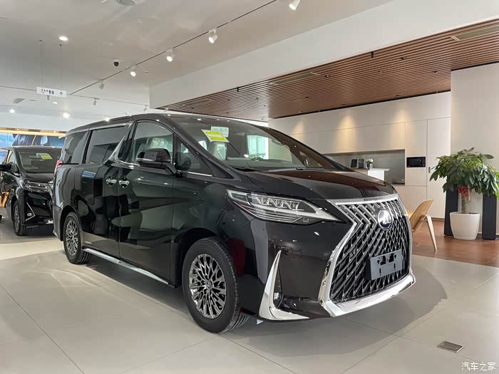 【图】lm300h 4座 黑/米 图片鉴赏_雷克萨斯lm论坛_汽车之家论坛