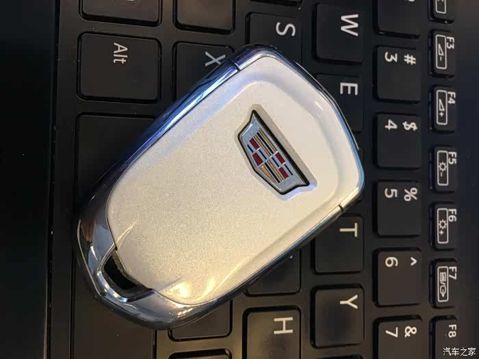 能不能做和宝马5类型的液晶车钥匙,_凯迪拉克ct6论坛_汽车之家论坛