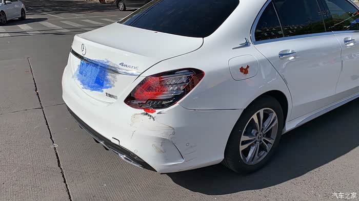 【图】小c还有几天就满月了,被追尾了._奔驰c级论坛_汽车之家论坛