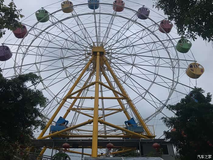 幸福的感觉在水濂山欢乐世界