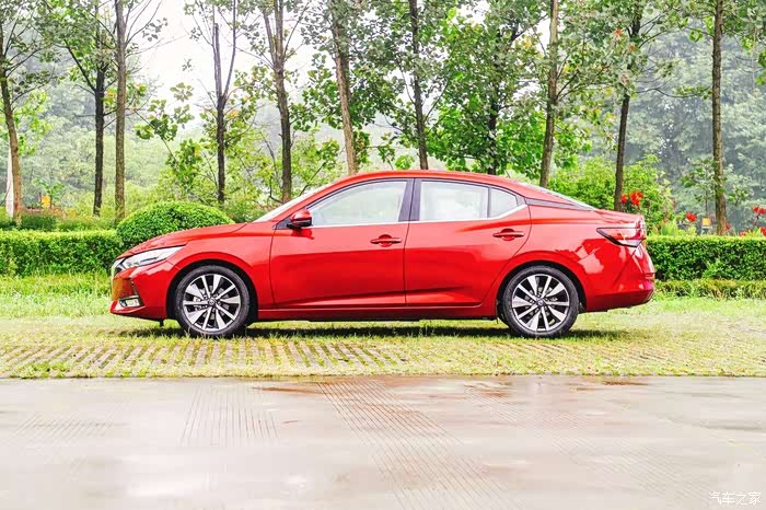 我红色帅仔轩逸,大气更帅气