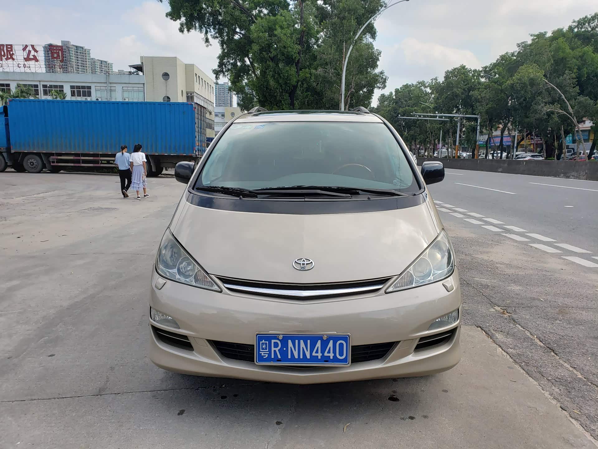 2004款进口丰田大霸王