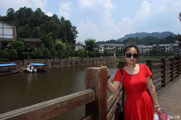 开上维特拉圆自己和老婆一个心愿江津四面山游一圈