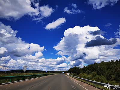 前往阿尔山302国道路边随拍