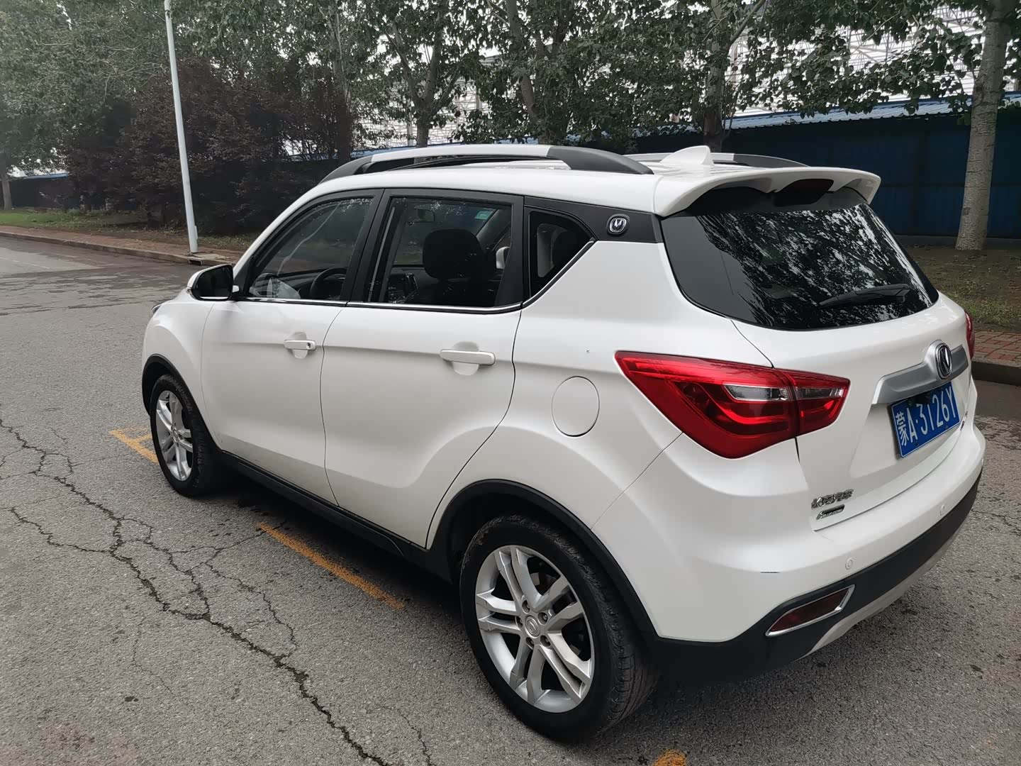 长安cs35外观设计漂亮颜值也高相当不错的一款国产车