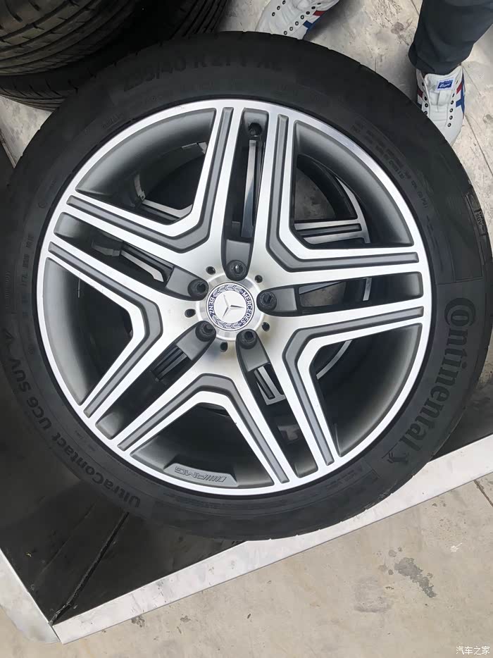 奔驰gls450amg轮毂