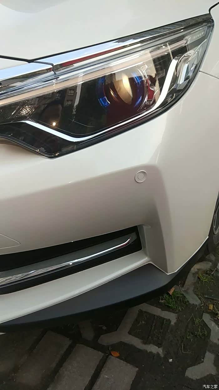 8探头倒车雷达安装和使用