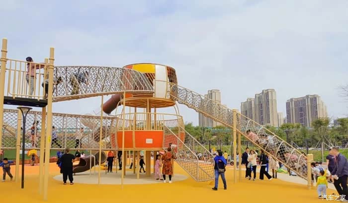 【万物复苏送福利】小鹏车主带你游佳兆业滨江公园