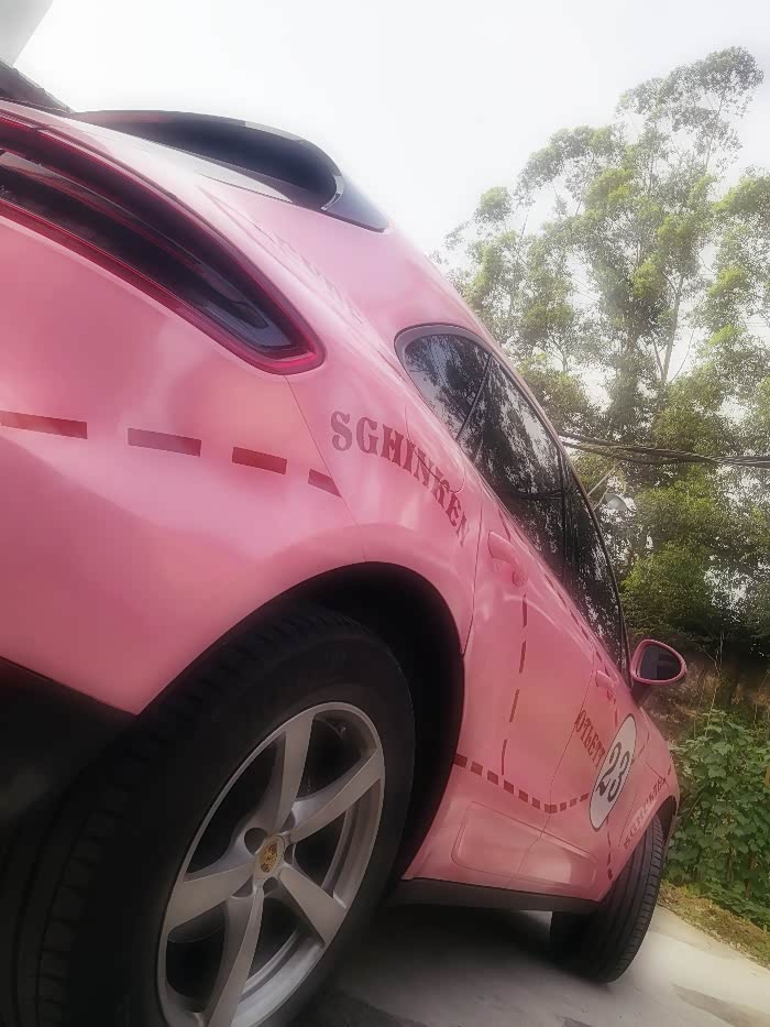 【图】保时捷macan粉红猪 新衣服_macan论坛_汽车之家论坛