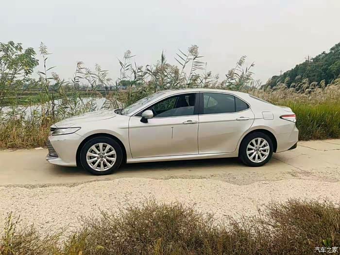 【图】"金"凯驰骋在家乡的金色秋天中_凯美瑞论坛_汽车之家论坛