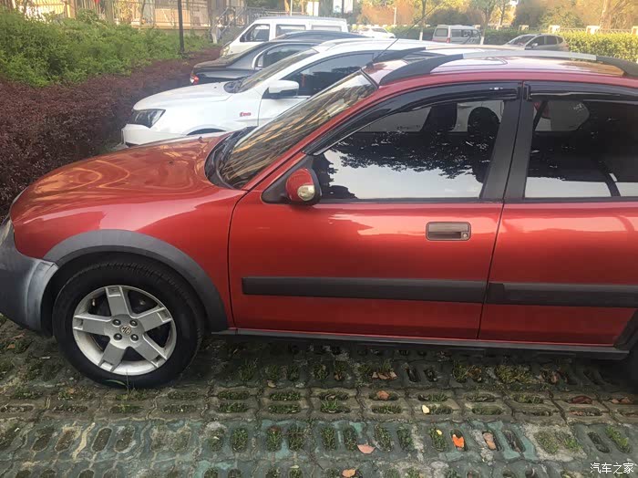 09年的名爵3gw洗干净真的很不错,舍不得卖了