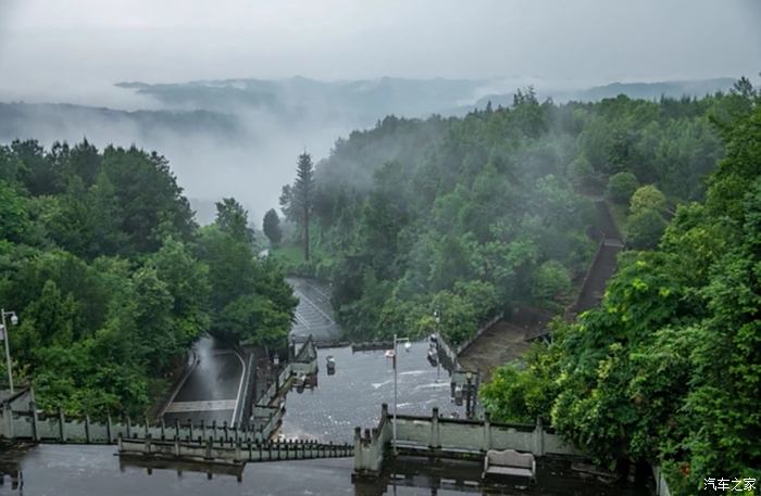 平昌县佛头山森林公园图片