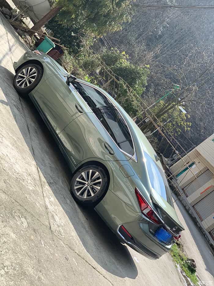 es300h凌波玉12000公里