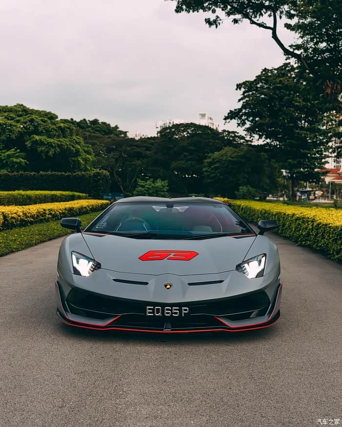 兰博基尼aventadorsvj63roadster