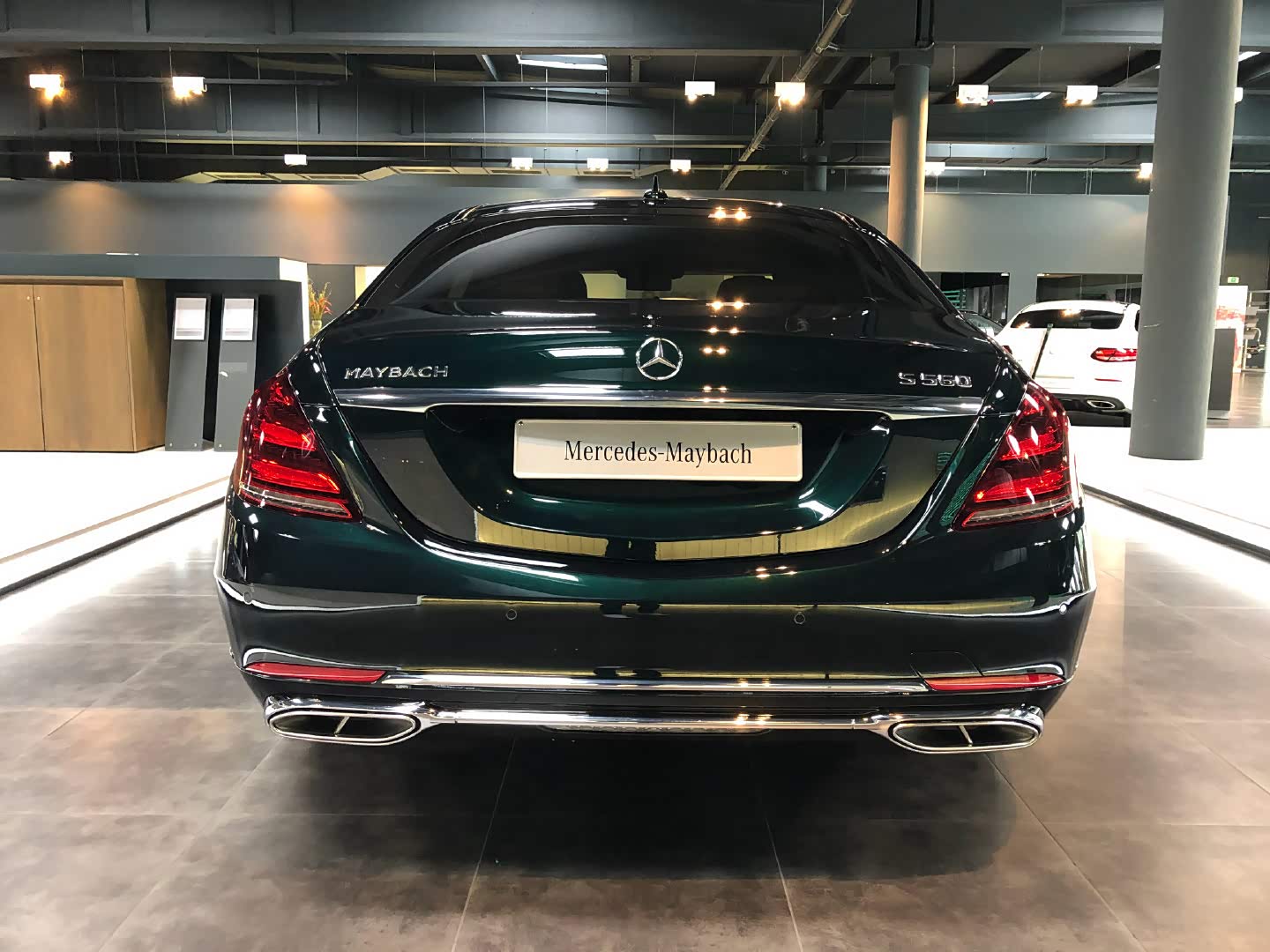 尊贵的大boss,maybach s 560._迈巴赫s级论坛_手机汽车之家