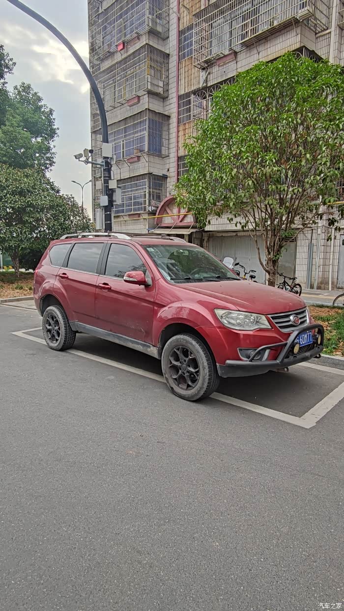 出自用陆风x8柴油四驱25排量13年7月15万公里国四排放