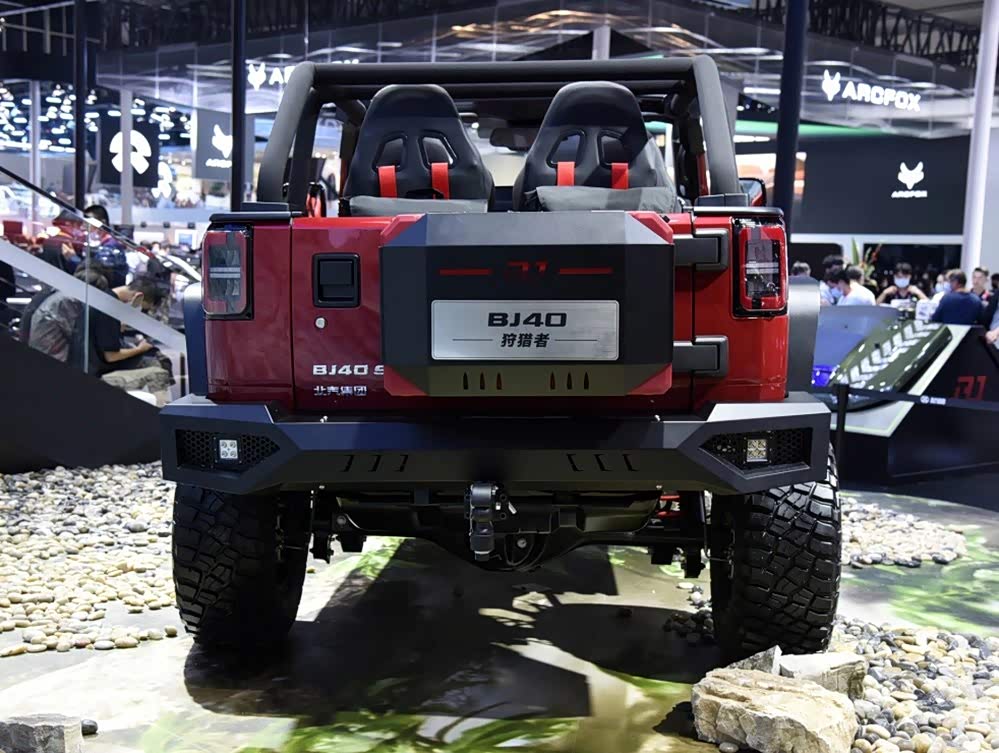 bj40狩猎者版车型,新车更加霸气更加强悍.