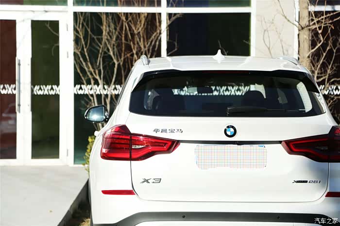宝马x3新车作业——湛蓝的北京天空下的那抹白!