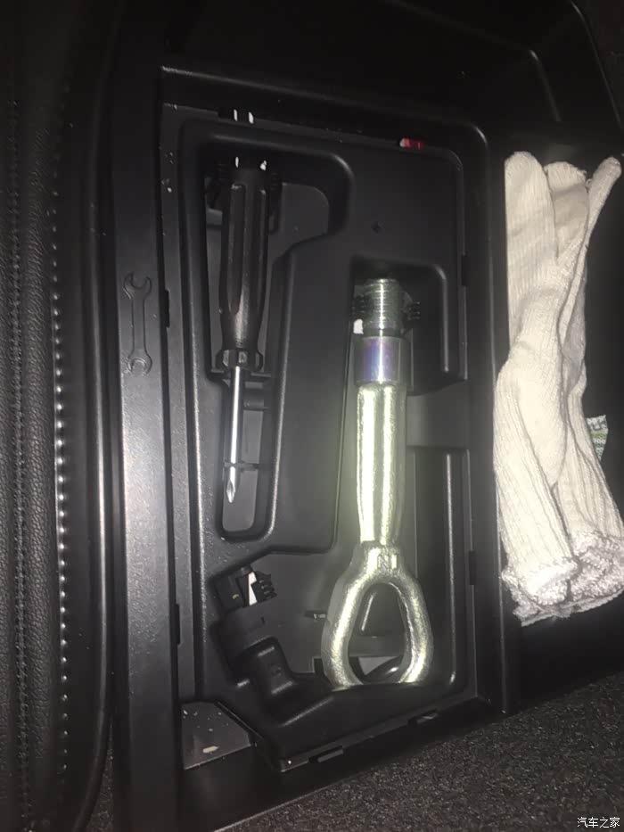 【图】19款3系随车工具?_宝马3系论坛_汽车之家论坛