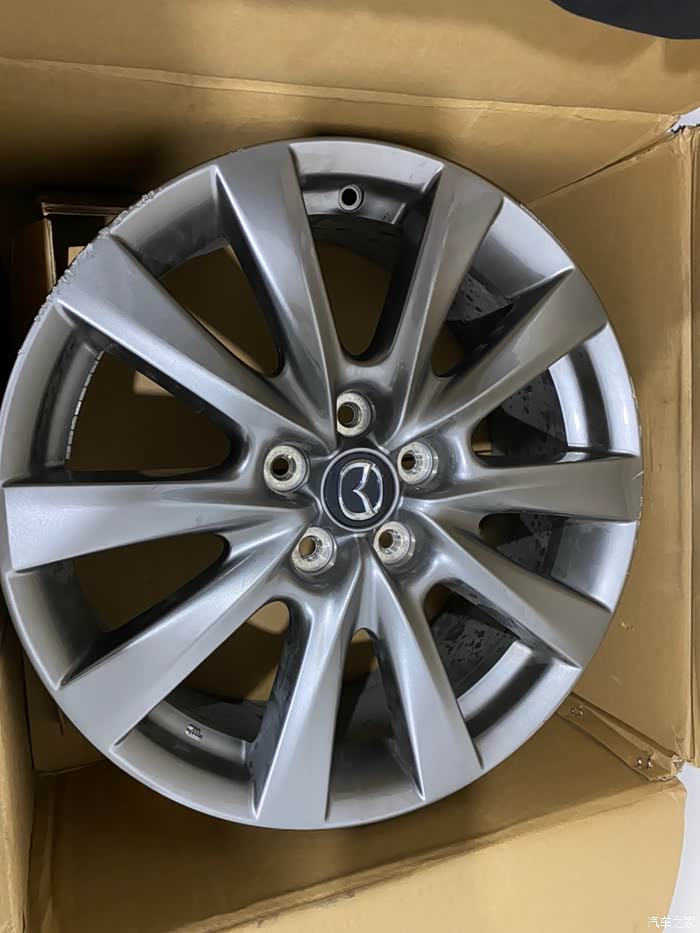 马自达3昂克赛拉原厂轮毂想出