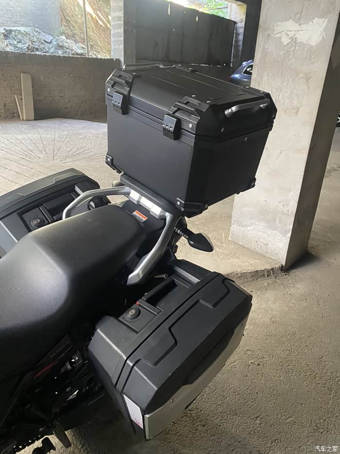 【图】dl250换个容积大点的尾箱_摩托车论坛_汽车之家论坛
