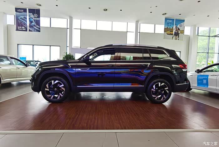 4s店看21款新途昂