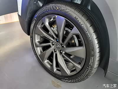 全系标配马牌轮胎