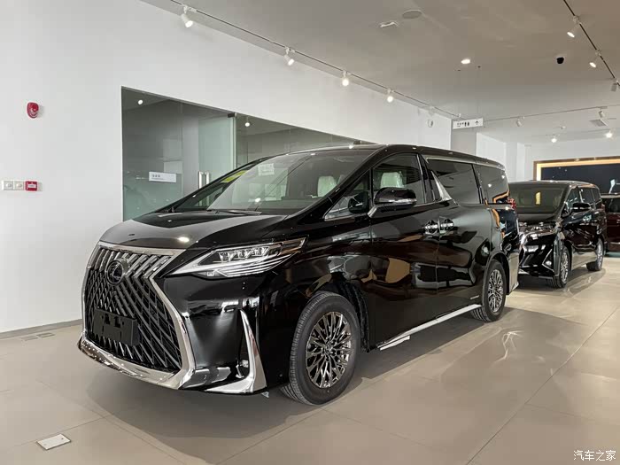 【图】lm300h 4座 黑/米 图片鉴赏_雷克萨斯lm论坛_汽车之家论坛