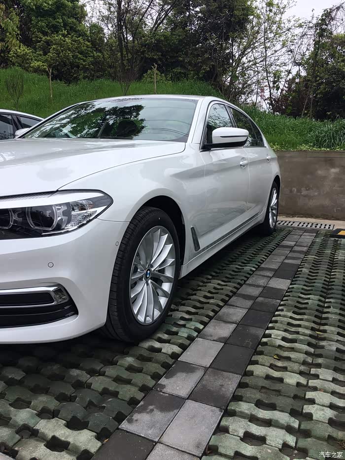 求重庆宝马5系群,刚提新车