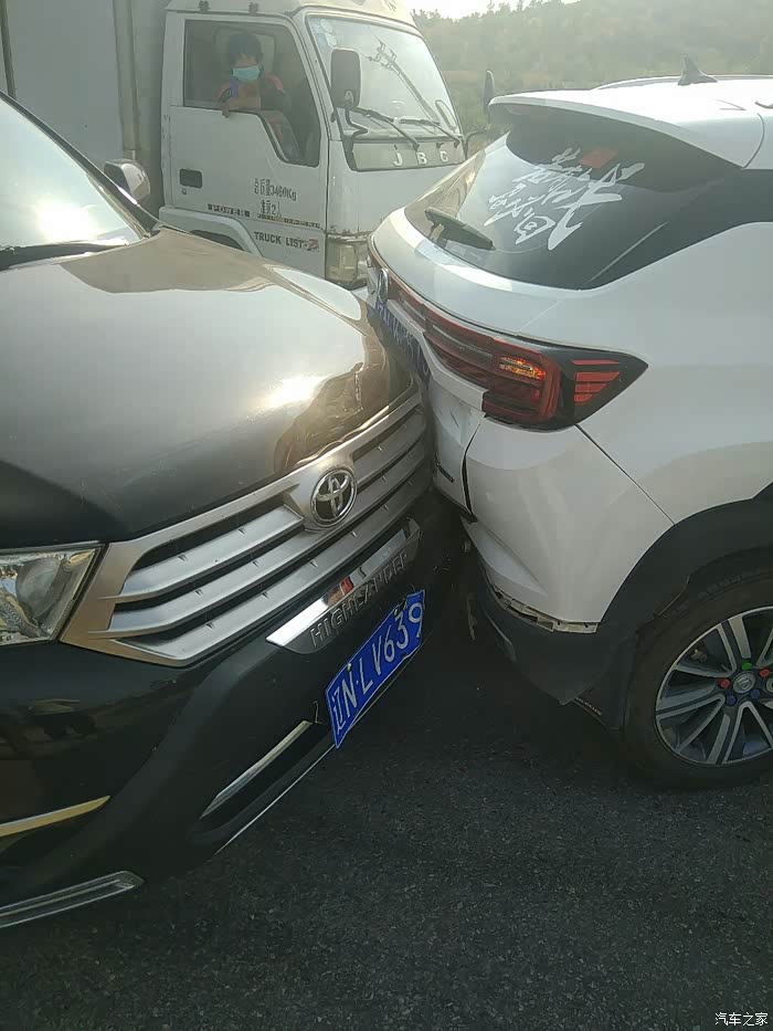 cs35plus被人追尾心疼啊