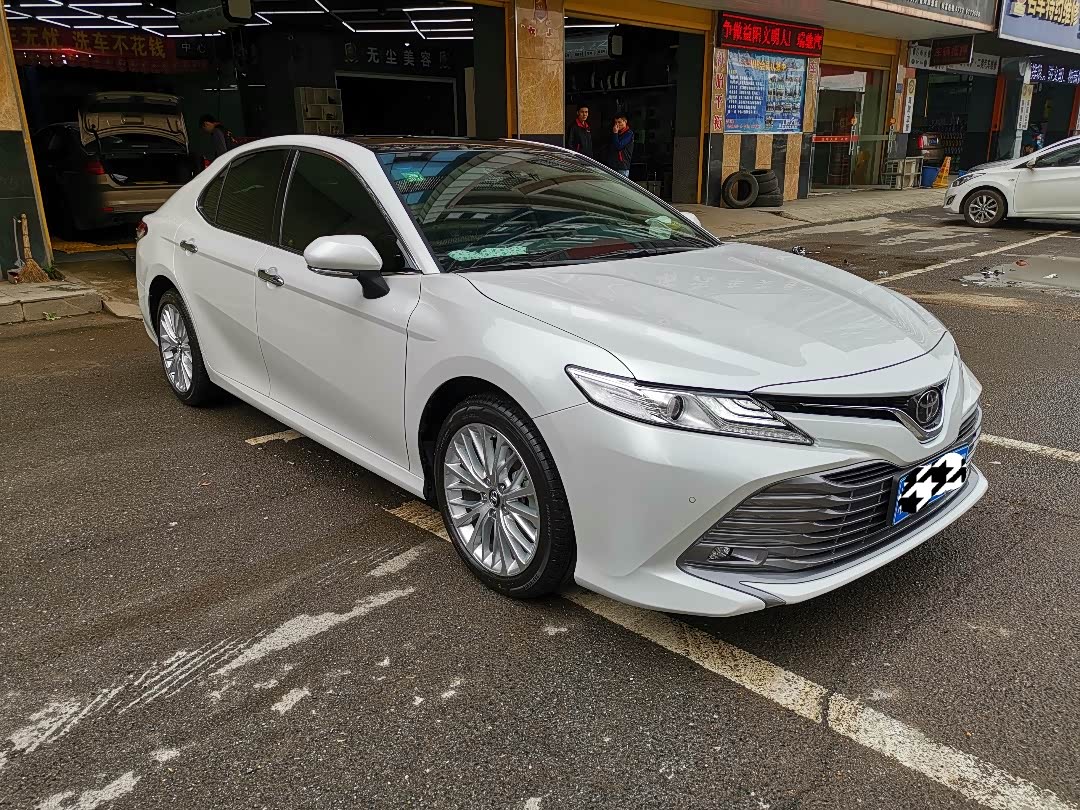 情定2019款凯美瑞25g豪华版铂金珍珠白第三期