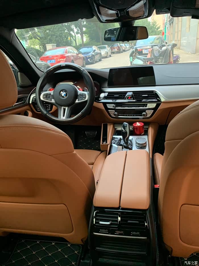 宝马g30提车两个月作业525i