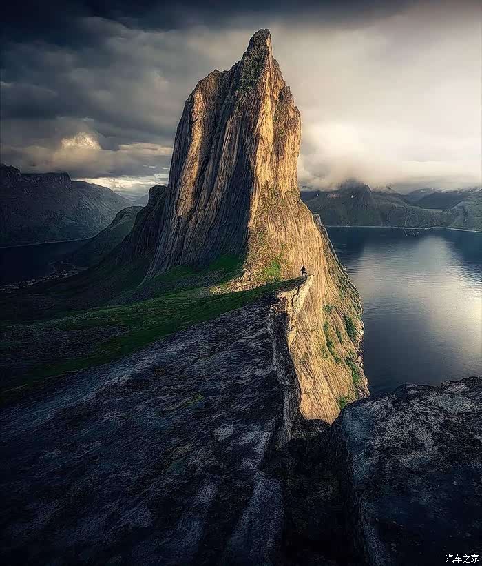 挪威的魔幻风景,那山山水水,摄人心魄. 真是美出天际了