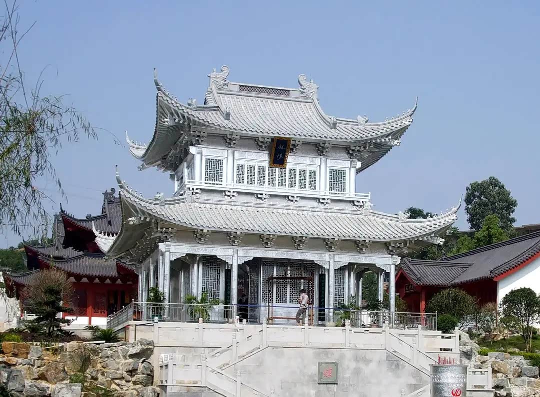 中国第一银楼,在湖南省的永兴,被称为中国银都