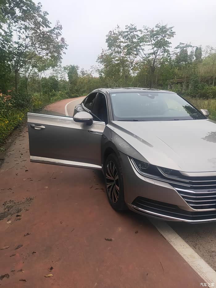 【图】今天是我亲自第一次给座驾洗白白,星耀金确实不错_一汽-大众cc