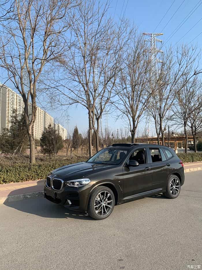 宝马x330i旋风棕提车一月祝大家百毒不侵