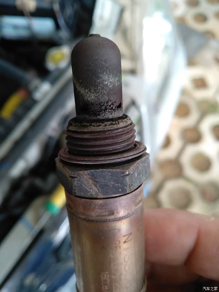 氧传感器问题,帮忙看看这个颜色是什么问题,洗洗还能用吗