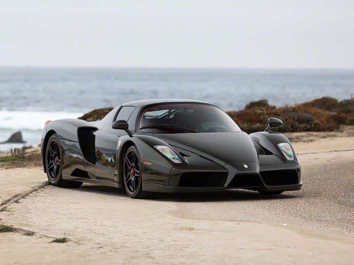 黑色法拉利enzo够豪横