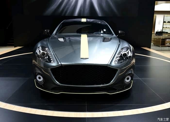 阿斯顿马丁rapide