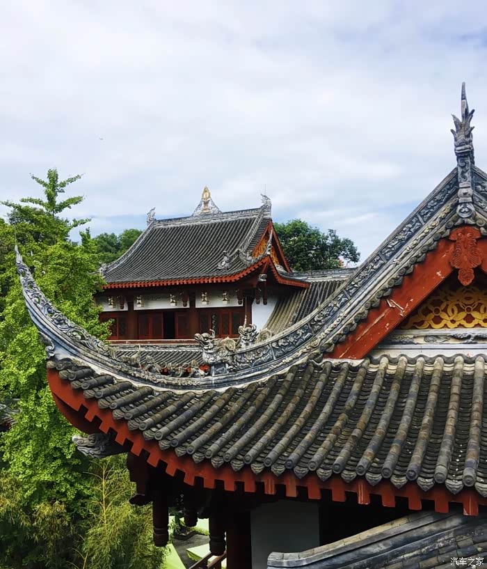 万物复苏送福利小鹏车主带你游文殊院