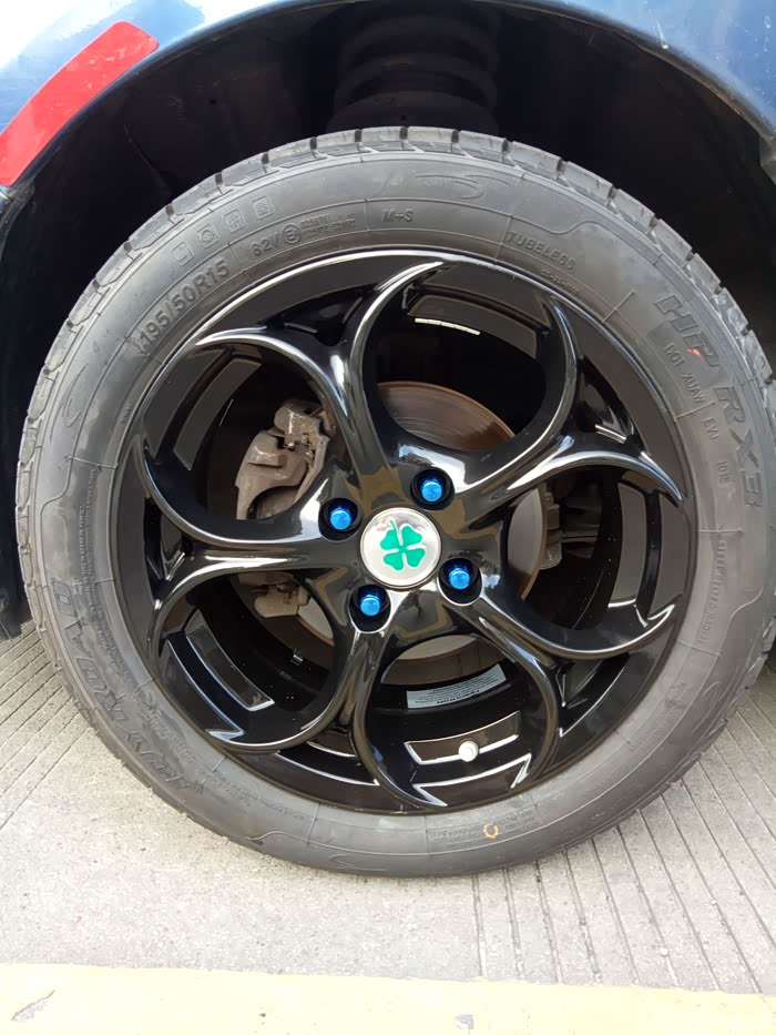 雪佛兰赛欧改装15寸四叶草轮毂 车之羽