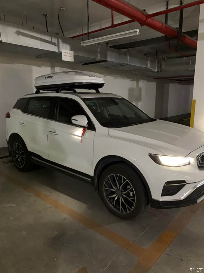 入手一年博越pro加装车顶行李箱