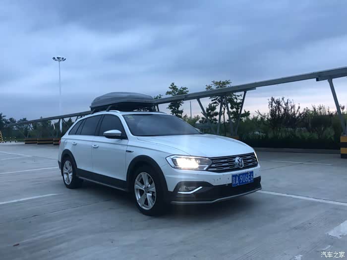 蔚领床车荒岛露营九天大空间大梦想开着蔚领去流浪