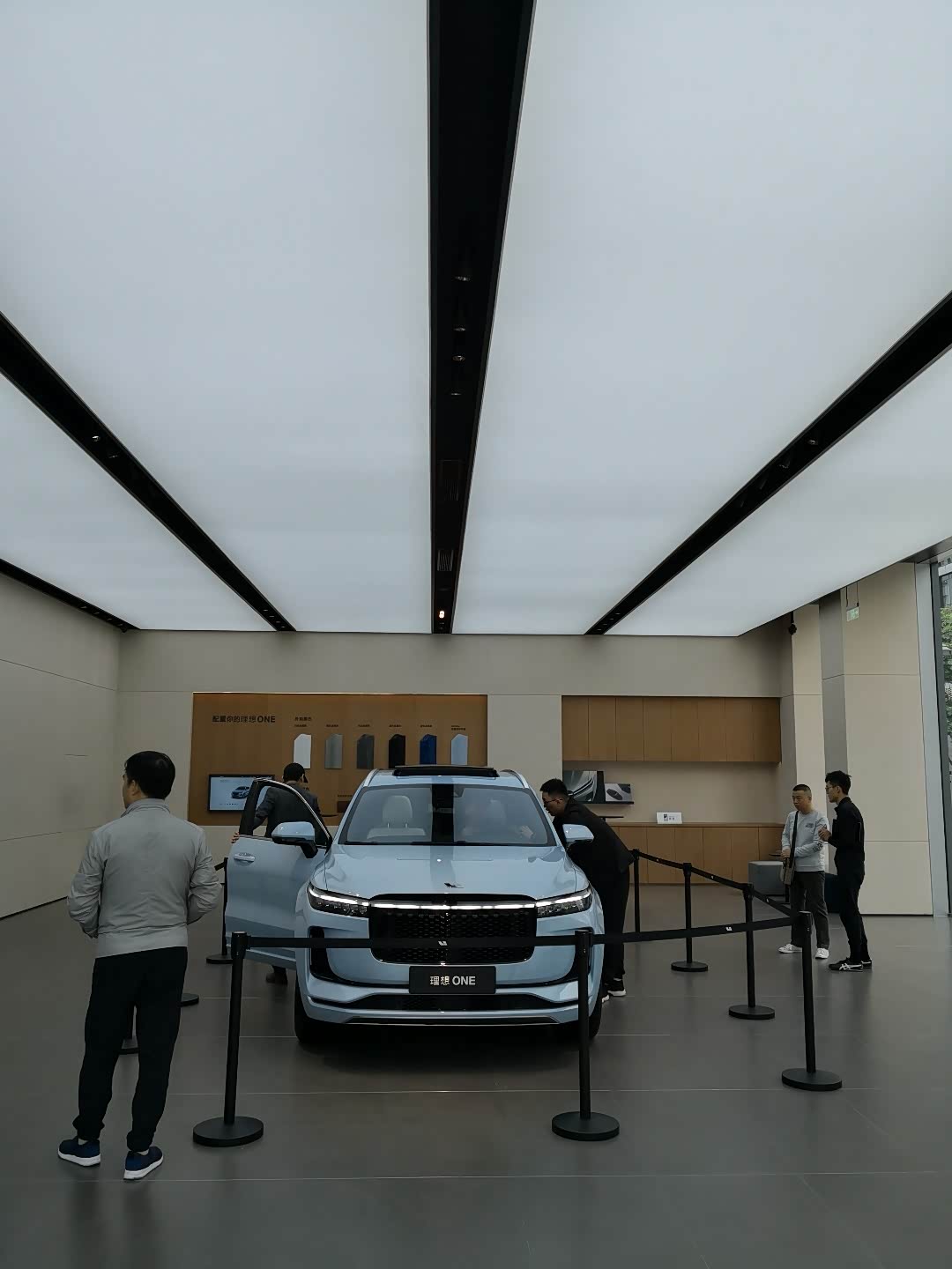 今天去看了成都理想one展厅