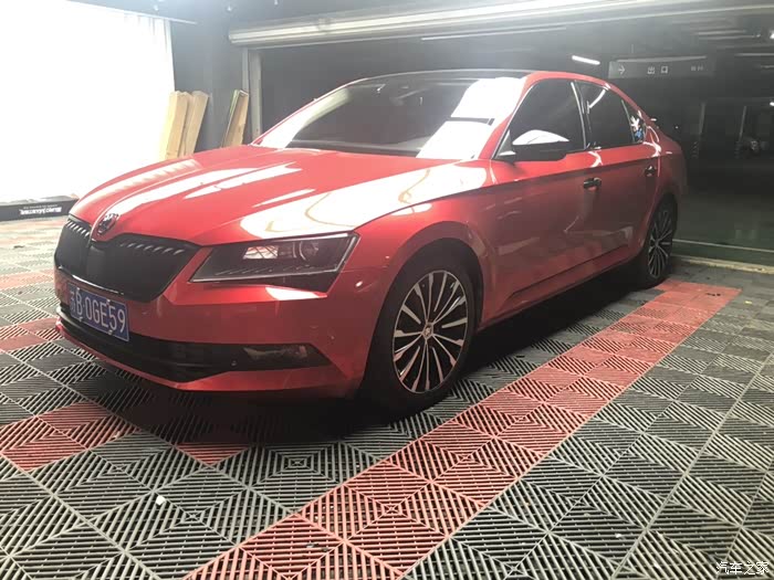 速派改色之魂动红