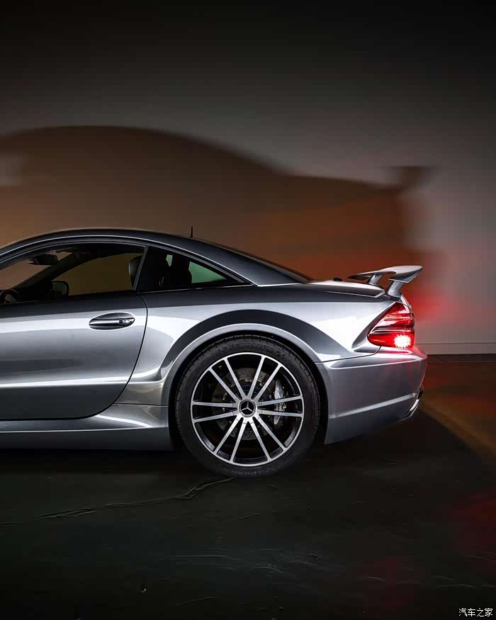 梅赛德斯amgsl65blackseries