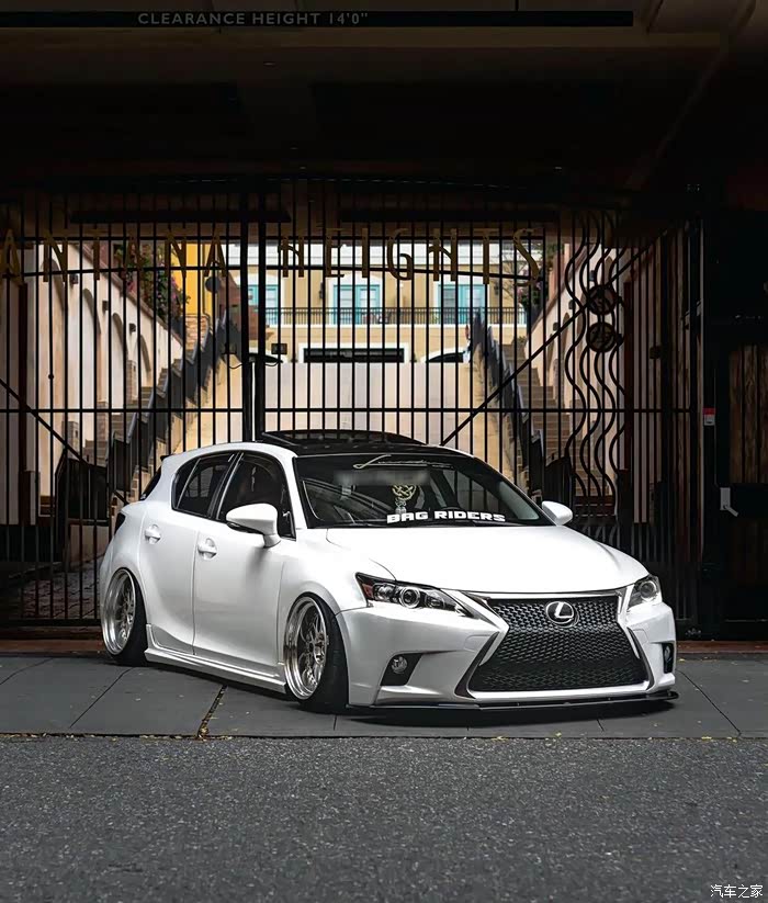改装分享雷克萨斯ct前脸造型凶悍