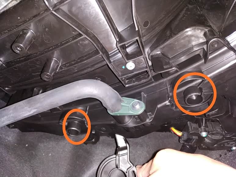 新xc60动手更换空调滤芯