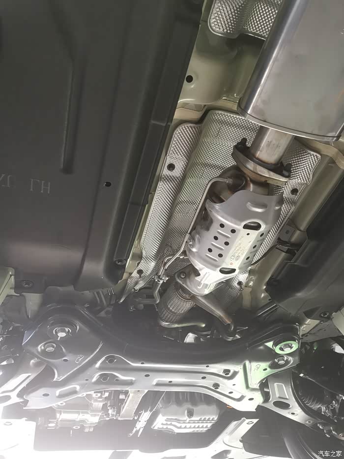 借维修之际看看底盘