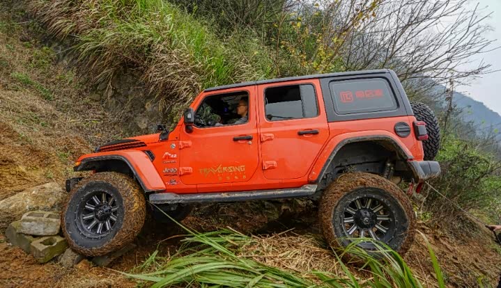 【图】完成度最高的爆改4寸新款牧马人 给大家指路_牧马人论坛_汽车之